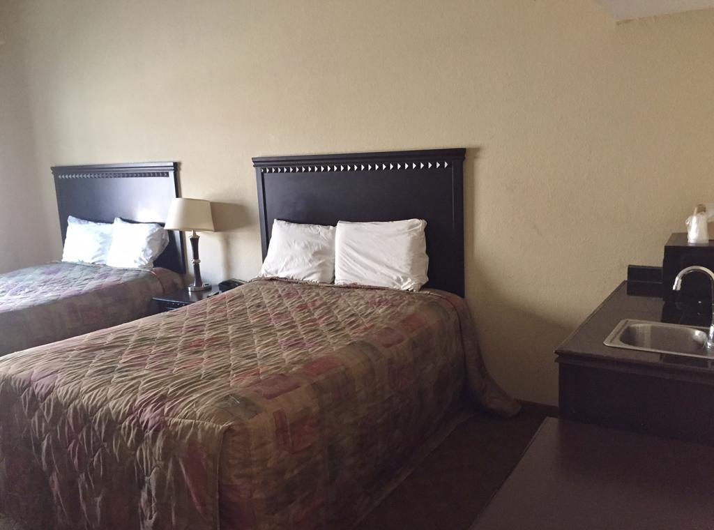 Americas Best Value Inn & Suites-Griffin Εξωτερικό φωτογραφία