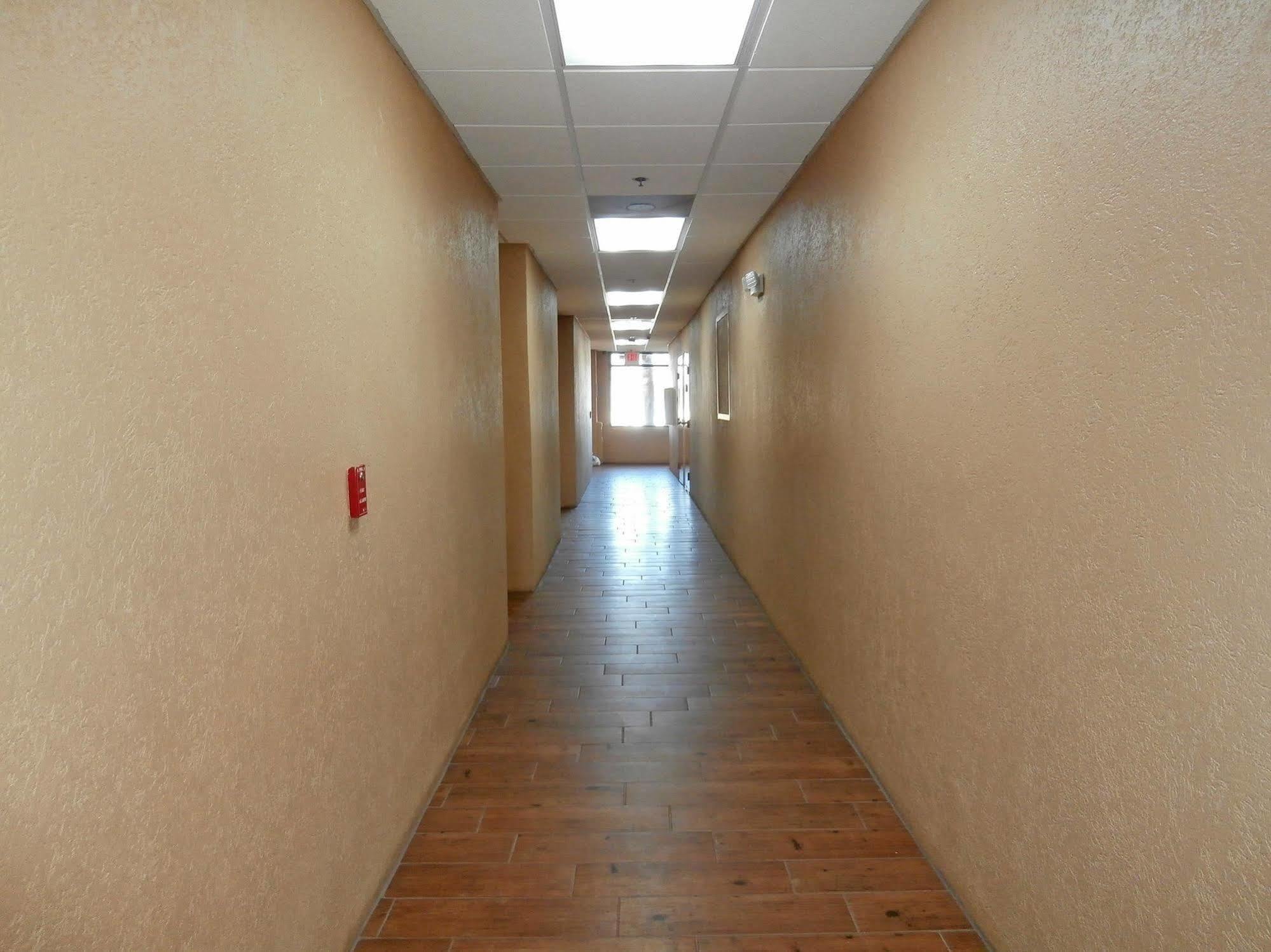 Americas Best Value Inn & Suites-Griffin Εξωτερικό φωτογραφία